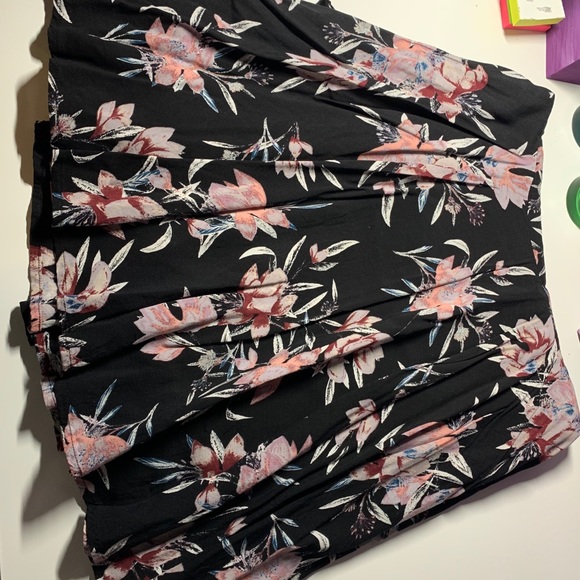 A Talula flower dress - Picture 3 of 5